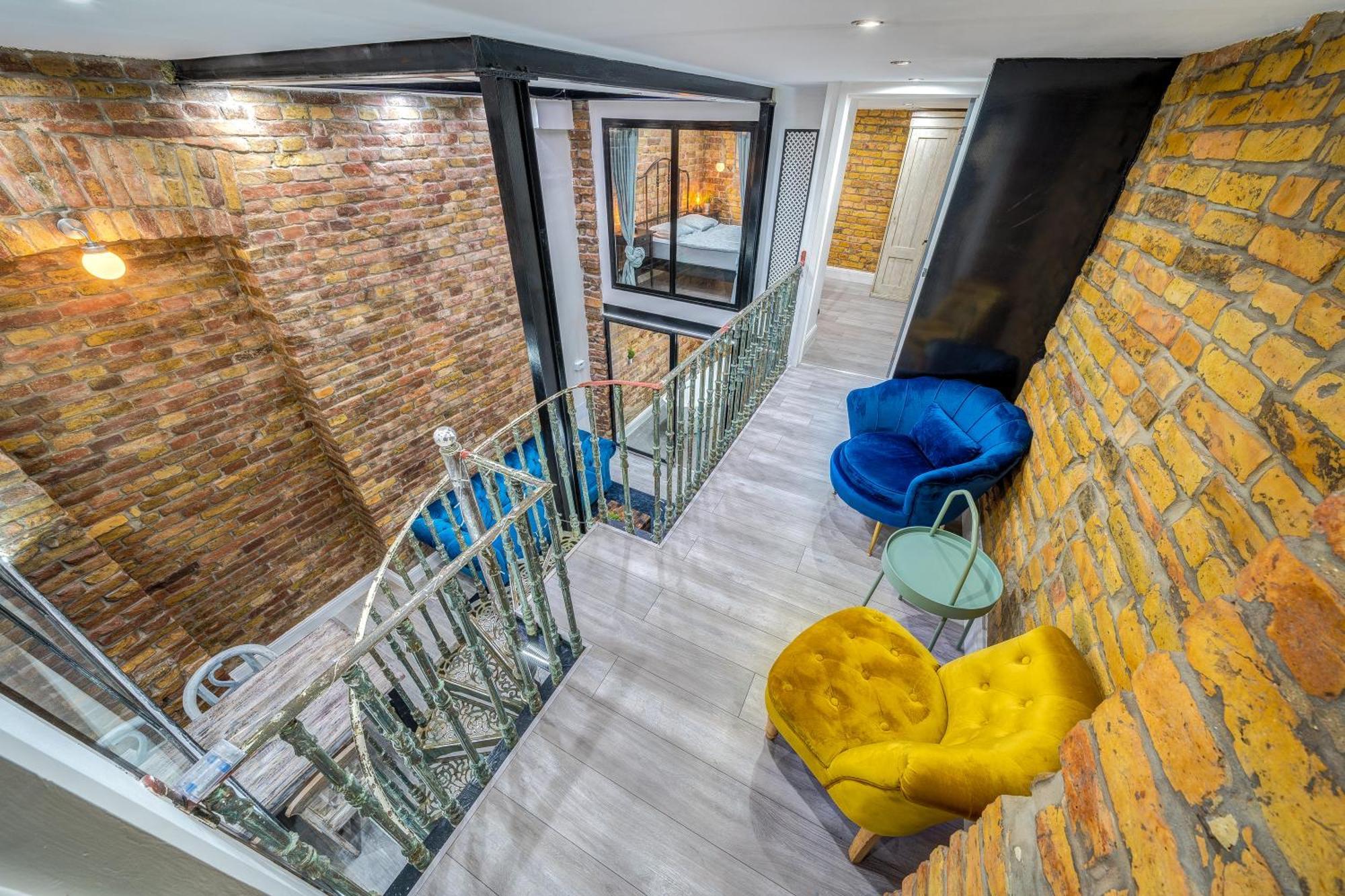 Apartament Center Loft Haven: Modern Elegance *